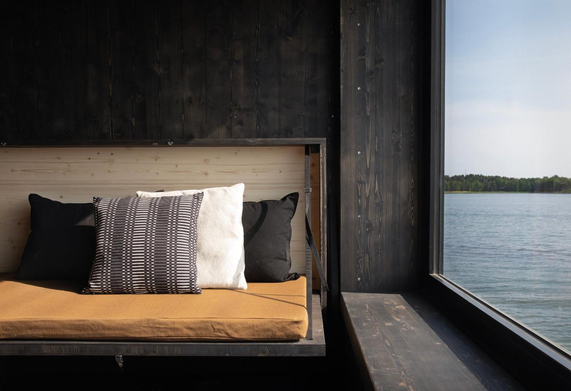 Gasthaus Majamaja Helsinki Off-Grid Retreat Exterior foto